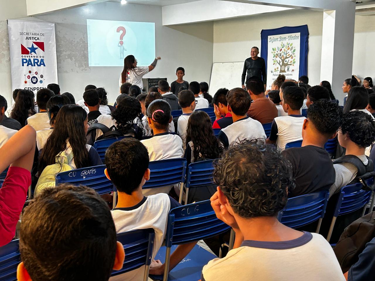 Palestra para alunos da rede pública 