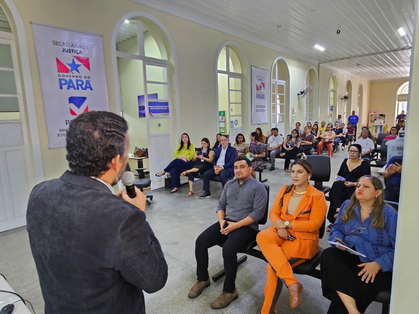 Palestra sobre supernendividamento