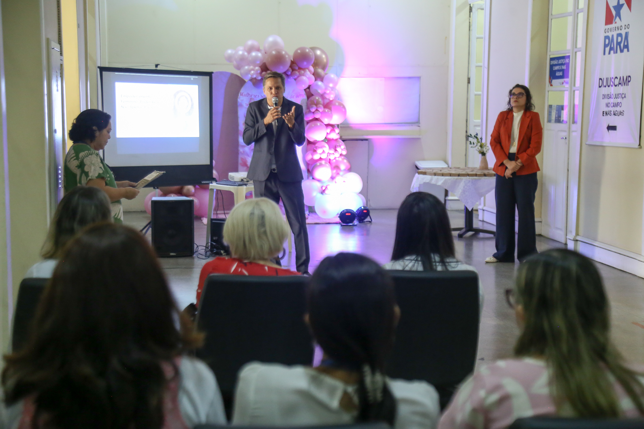 Ação pelo mês da mulher