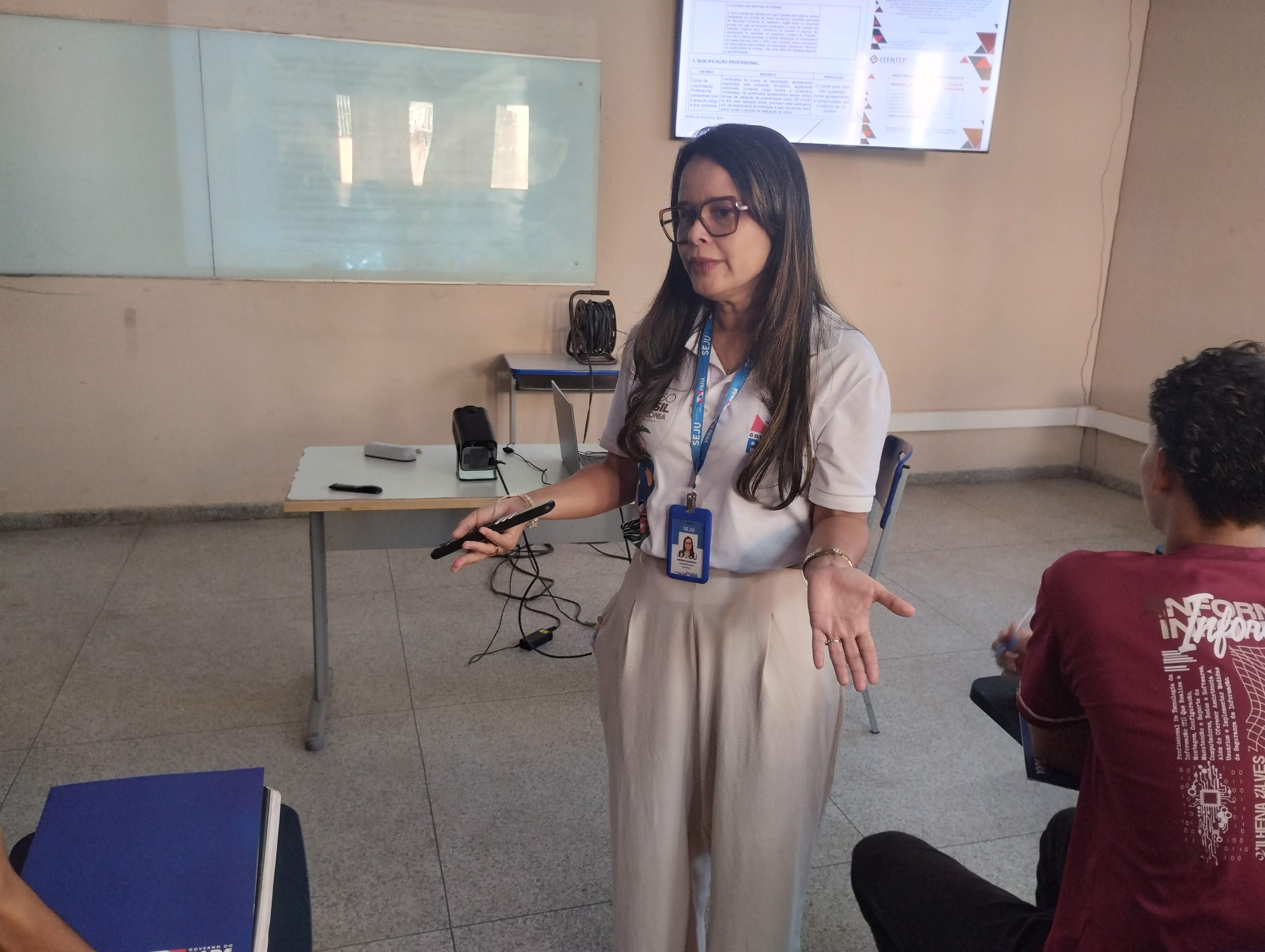Andreia Siqueira, assistente social da Seju